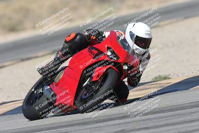 media/Oct-13-2025-Moto Forza (Mon) [[a66d839500]]/2-A Group/Session 3 (Turn 16)/